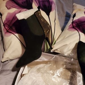 Black and Gold Steve Madden Ankle boots